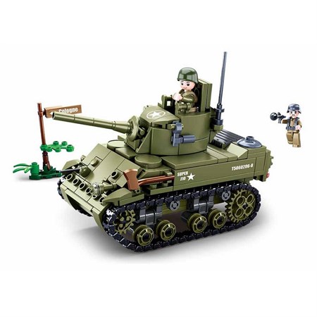 Sluban Sluban Allied Light Tank Sluban in Outdoor