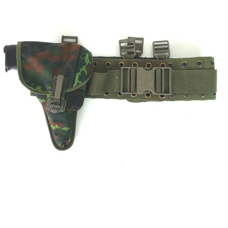 Fondina e Cinturone Flecktarn BW Esercito Tedesco Occidentale  in Reenactment